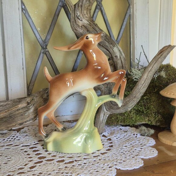 STUART & McCULLOCH Vintage Deer Figurine - Picture 3 of 10